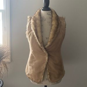 Crosby Faux Fur Lined Vest size Small